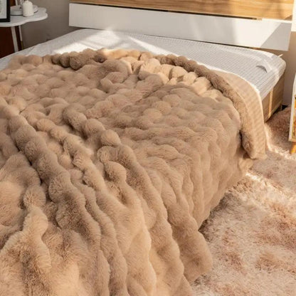 Cozy Cuddle Faux Rabbit Fur Throw Blanket - Fluffyslip