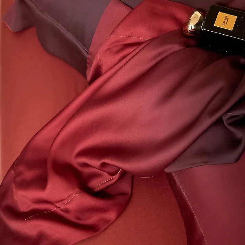 Mystic Burgundy Gradient Lyocell Duvet Cover Set - Fluffyslip