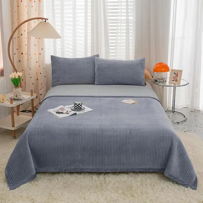 Velvet Flannel Quilt Bedspread - Fluffyslip