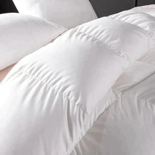 Transform Your Sleep with FluffySlip Goose Down Comforter Insert - Fluffyslip