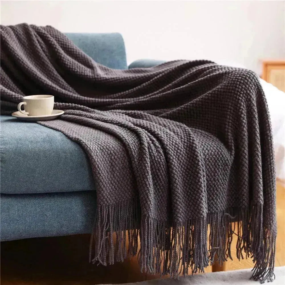 Embossed Knitted Throw Blanket - Fluffyslip