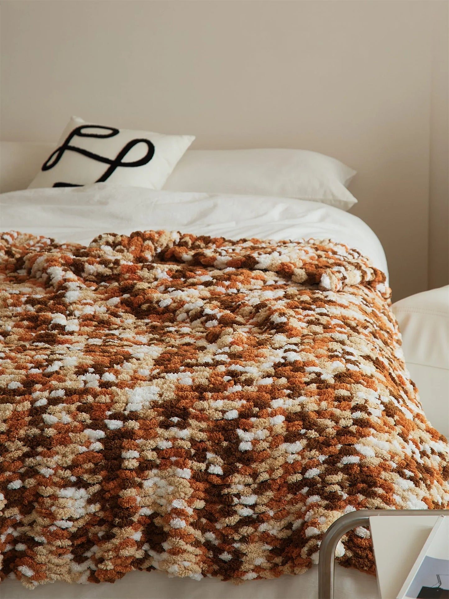 Gradient Glow Fuzzy Knit Blanket