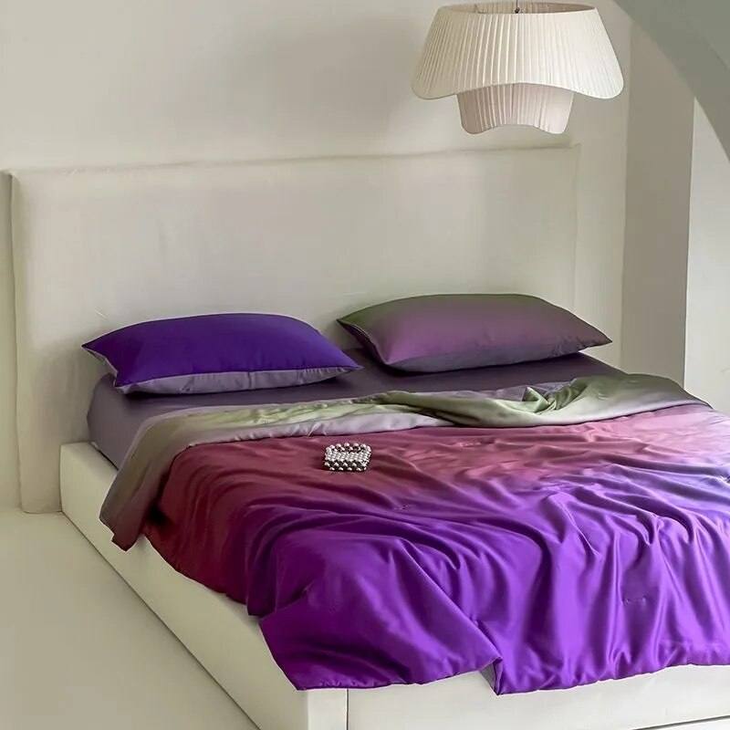 Silky purple pearl gradient Cooling Bamboo Comforter - Fluffyslip