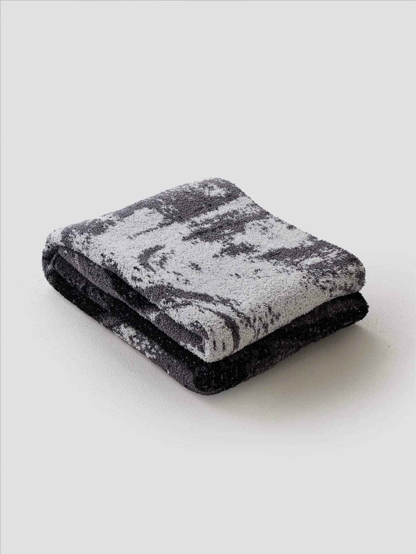 Gradient Swirl Microfiber Throw Blanket