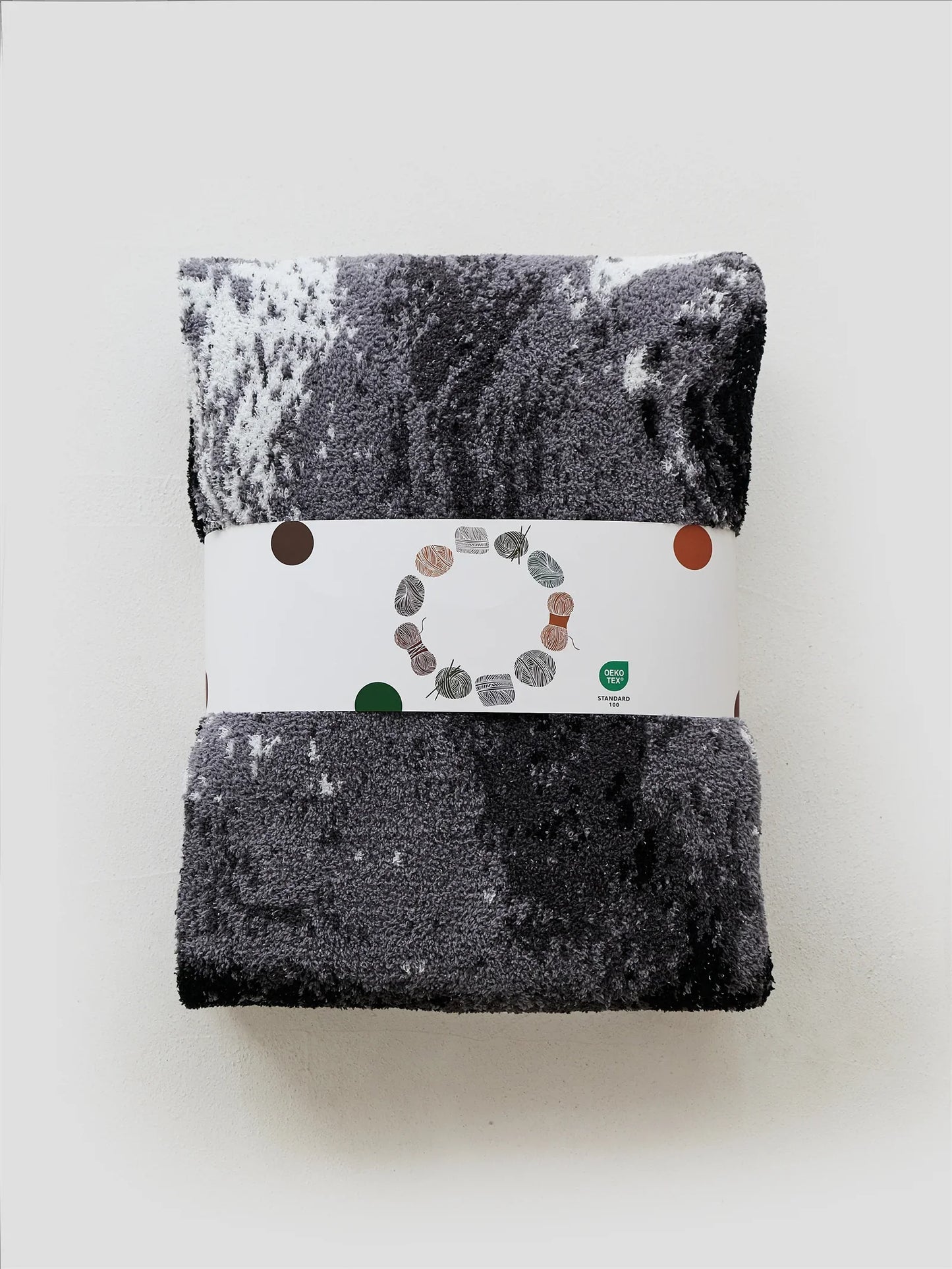 Gradient Swirl Microfiber Throw Blanket