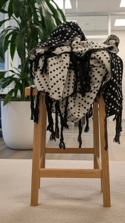 Infinite Stars Cotton Tassel Throw Blanket