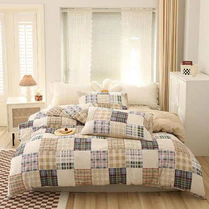 Plaid Cotton Duvet Cover Set in a contemporary bedroom fully decorated - Fluffyslip