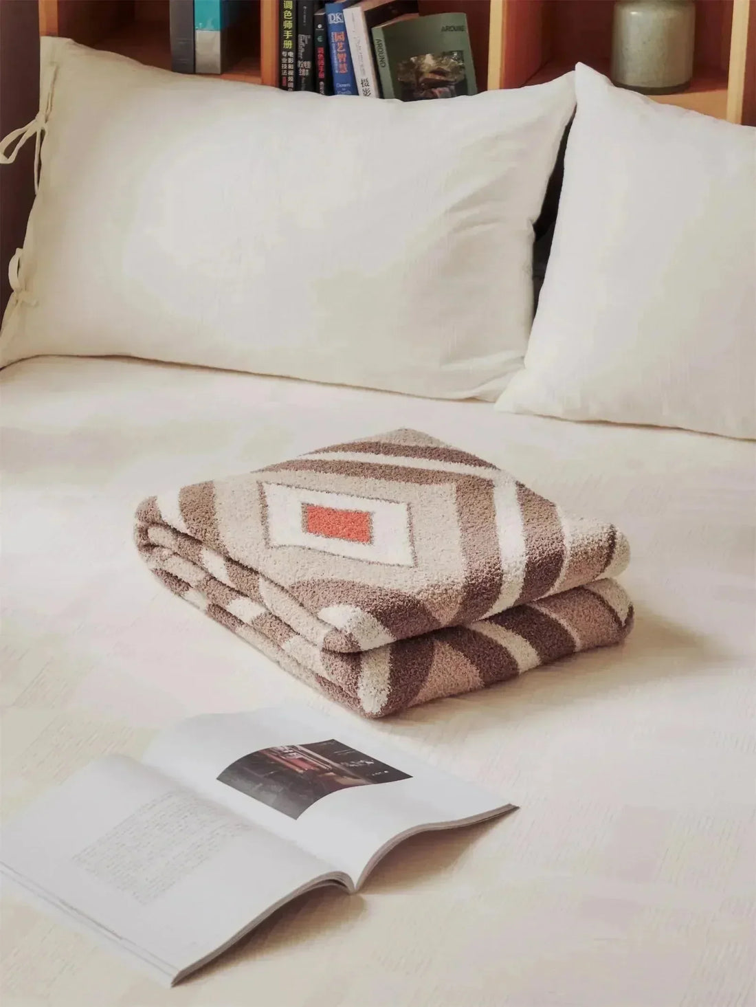 Red Boxed Harmony Throw Blanket - Fluffyslip