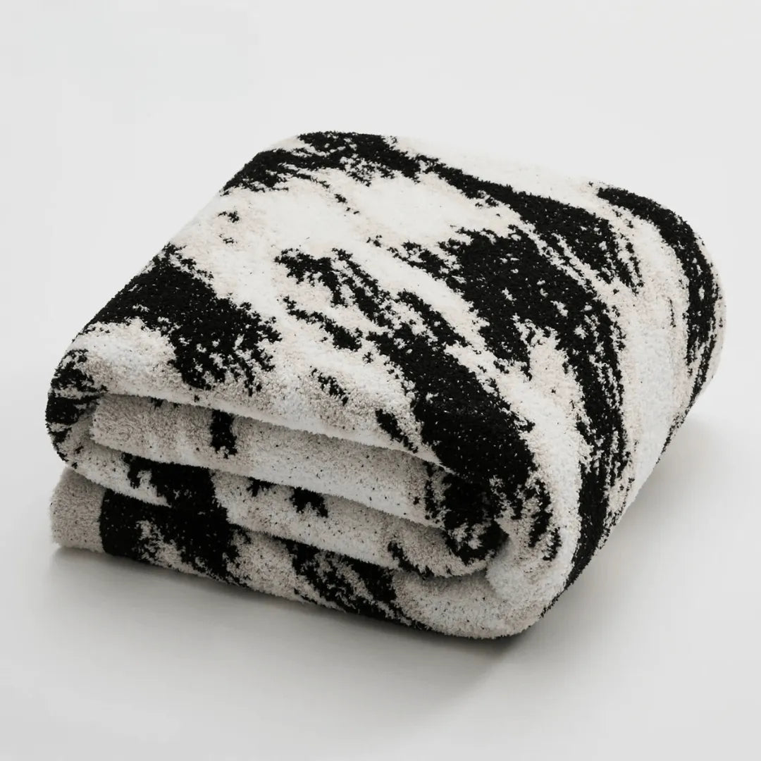 Scattered Ink Microfiber Throw Blanket - Fluffyslip