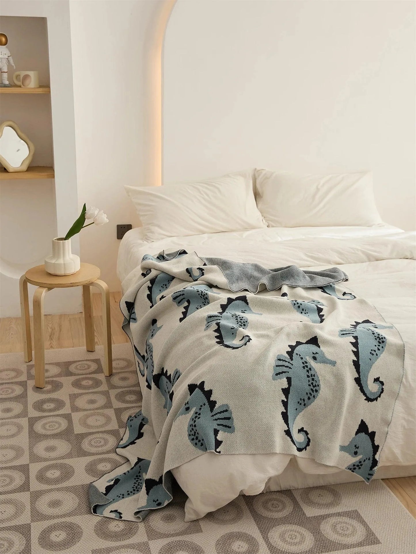 Seahorse Serenity Cotton Throw Blanket - Fluffyslip