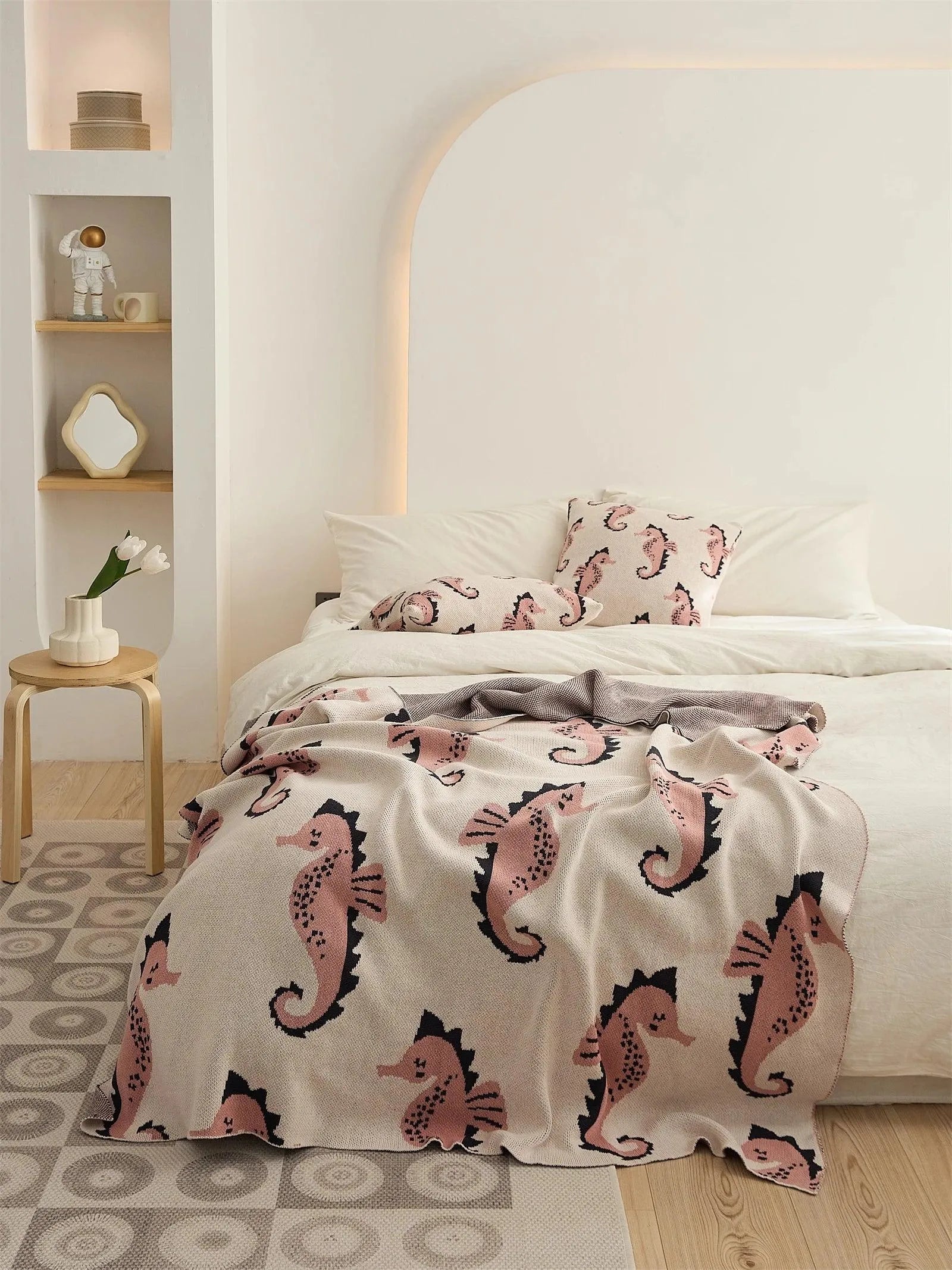 Seahorse Serenity Cotton Throw Blanket - Fluffyslip