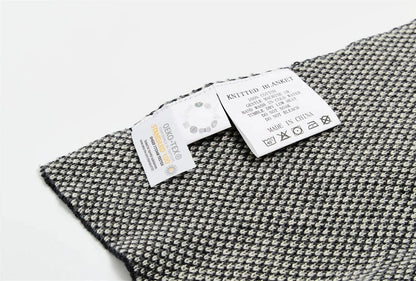 Sleek Three-Dimensional Plaid Throw Blanket - Fluffyslip