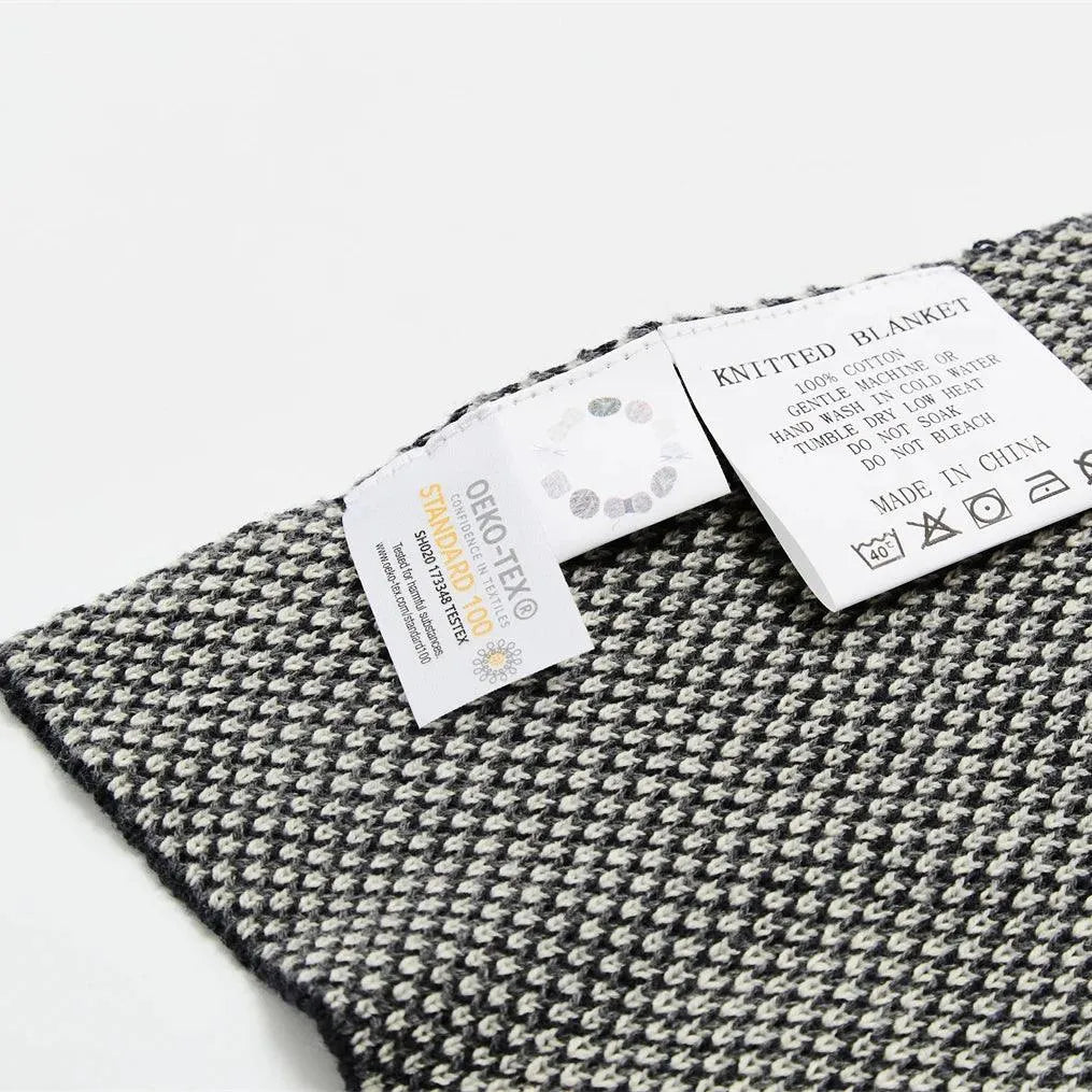 Sleek Three-Dimensional Plaid Throw Blanket - Fluffyslip