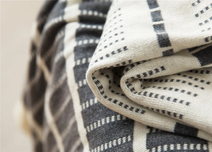 Vintage Bloom Pom Pom Cotton Throw Blanket