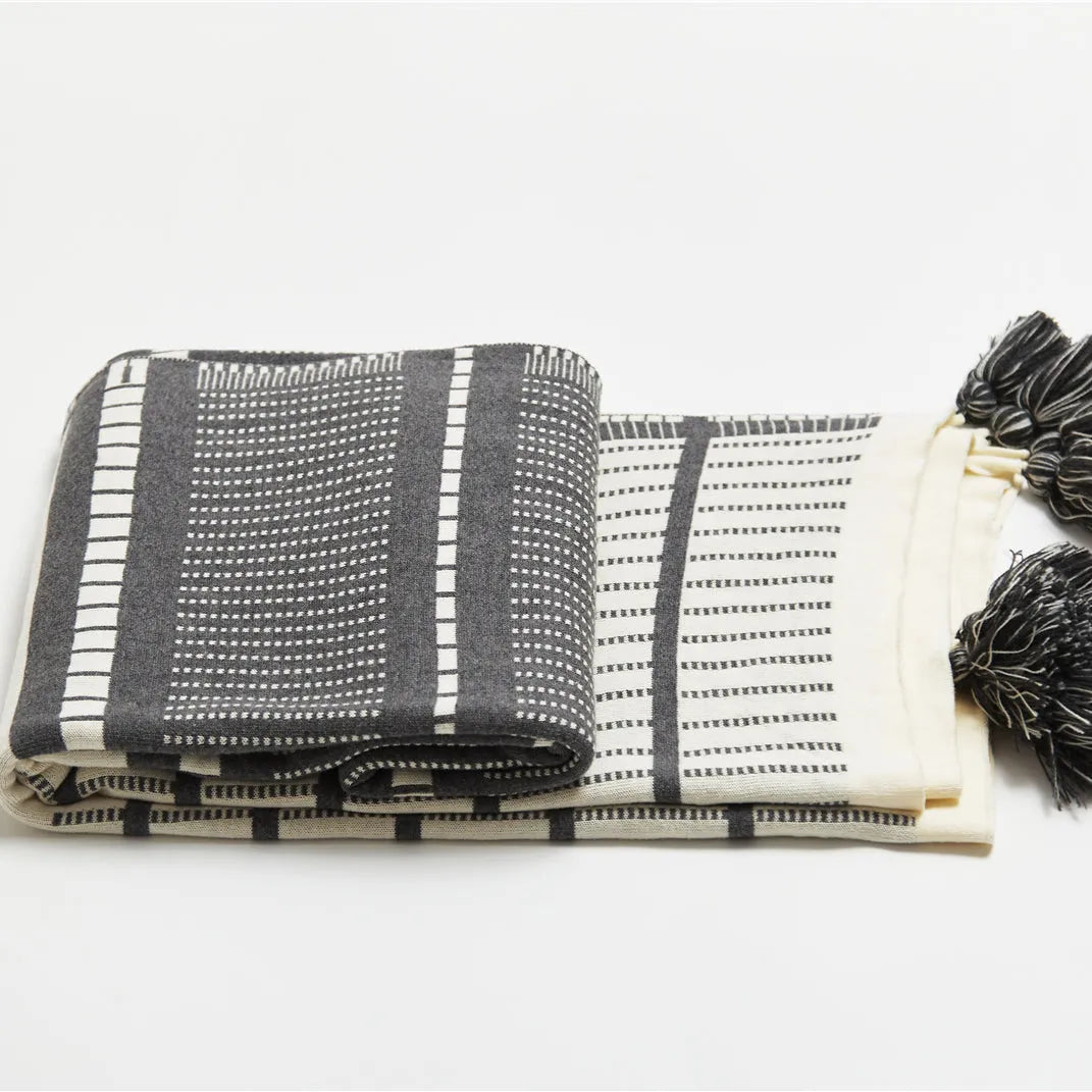 Vintage Bloom Pom Pom Cotton Throw Blanket