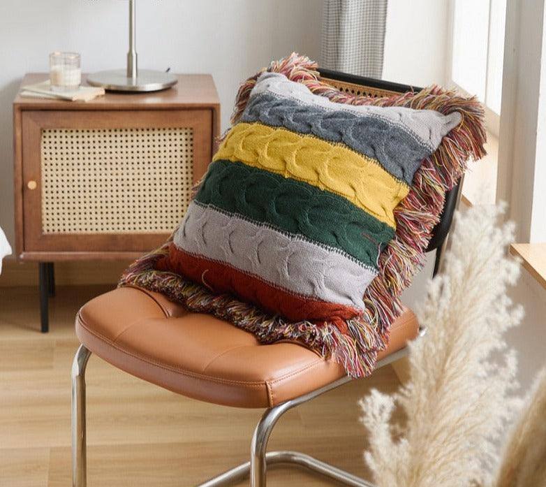 Woven Wool Throw Pillow with Fringes - Fluffyslip