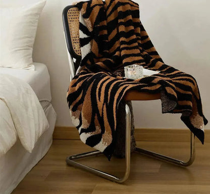 Tiger Stripe Throw Blanket - Fluffyslip